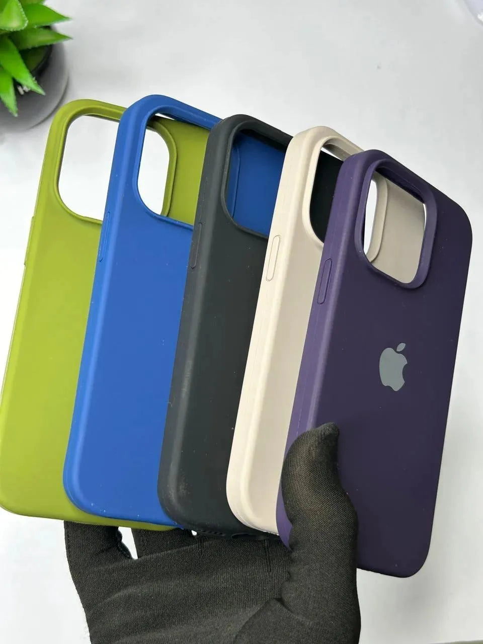 iPhone 14 Pro Silicone Case - Vintage Blue Green Off White