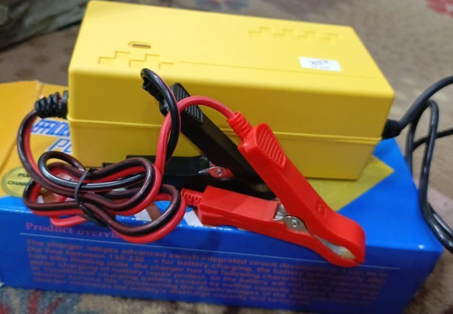 Smart 12V Battery Charger with Pulse Charging & LCD Display